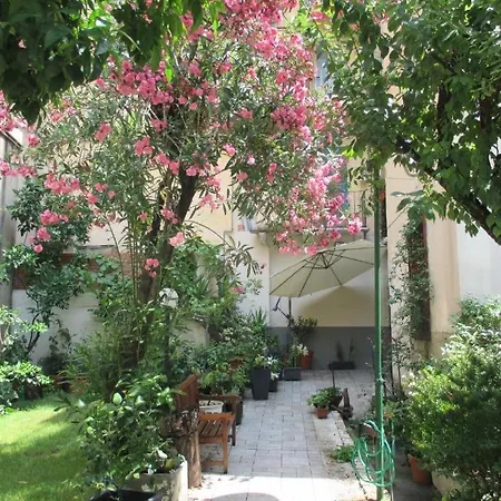 Il Giardino Degli Oleandri * La Spezia